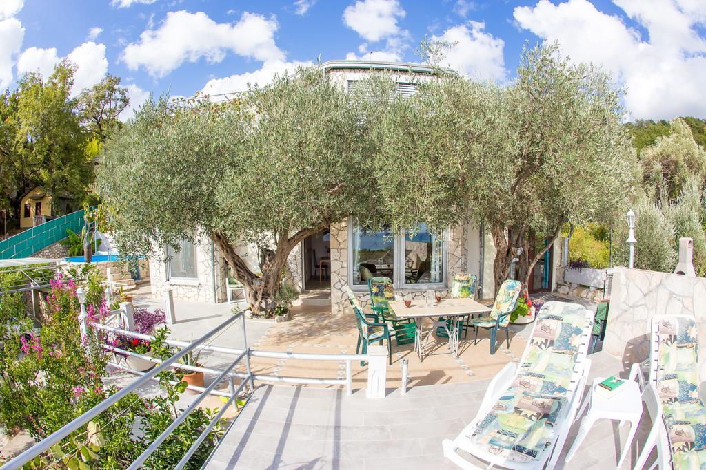 Apartments Mirian Petrovac na moru Exterior foto