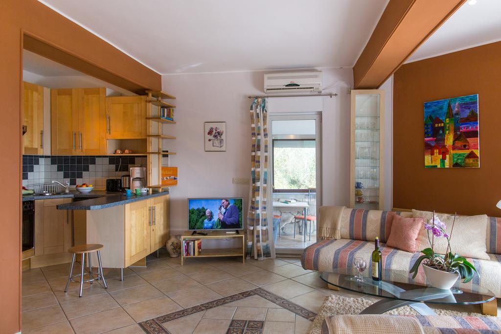 Apartments Mirian Petrovac na moru Exterior foto